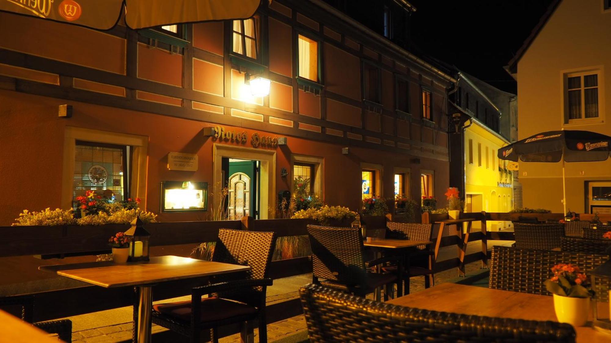 Gasthaus& Pension Zum Roten Haus Bad Schandau Eksteriør billede