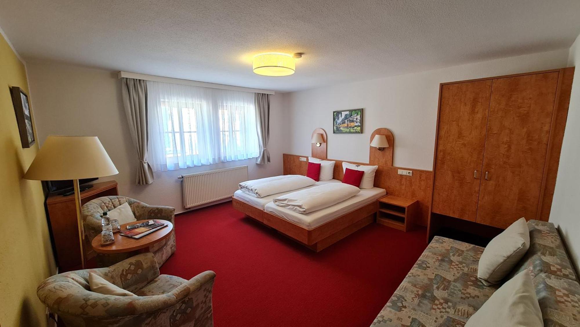 Gasthaus& Pension Zum Roten Haus Bad Schandau Eksteriør billede