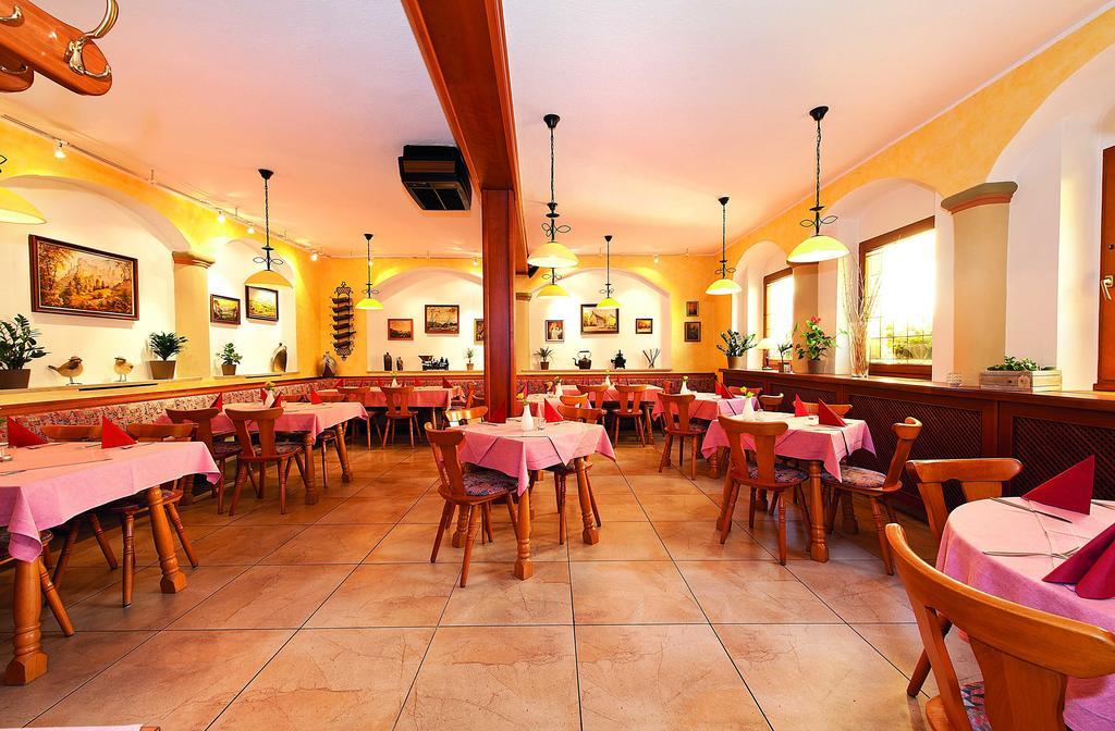 Gasthaus& Pension Zum Roten Haus Bad Schandau Eksteriør billede