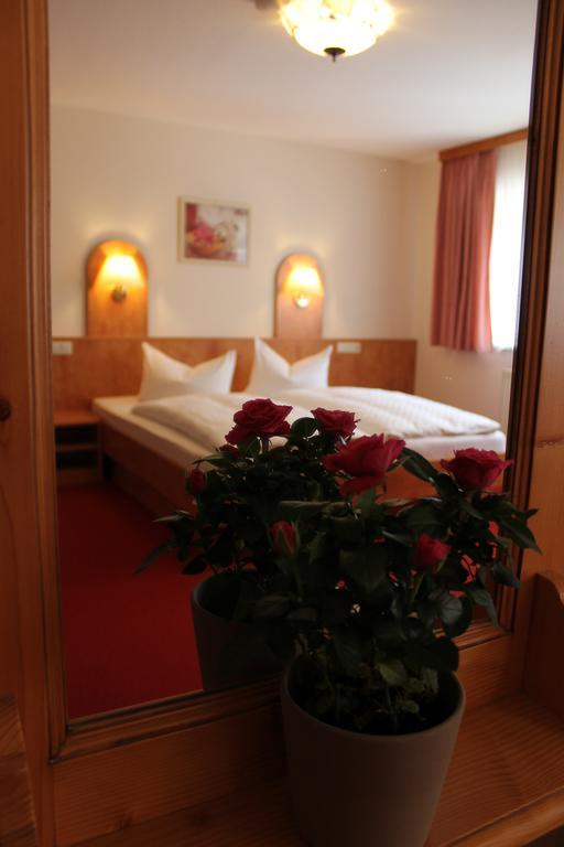Gasthaus& Pension Zum Roten Haus Bad Schandau Værelse billede